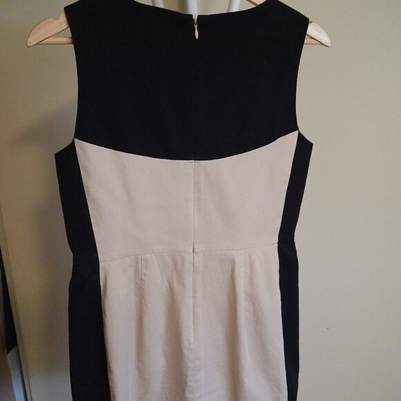 Ann Taylor Colourblock Long Midi Dress in Size 8P - Picture 4 of 5